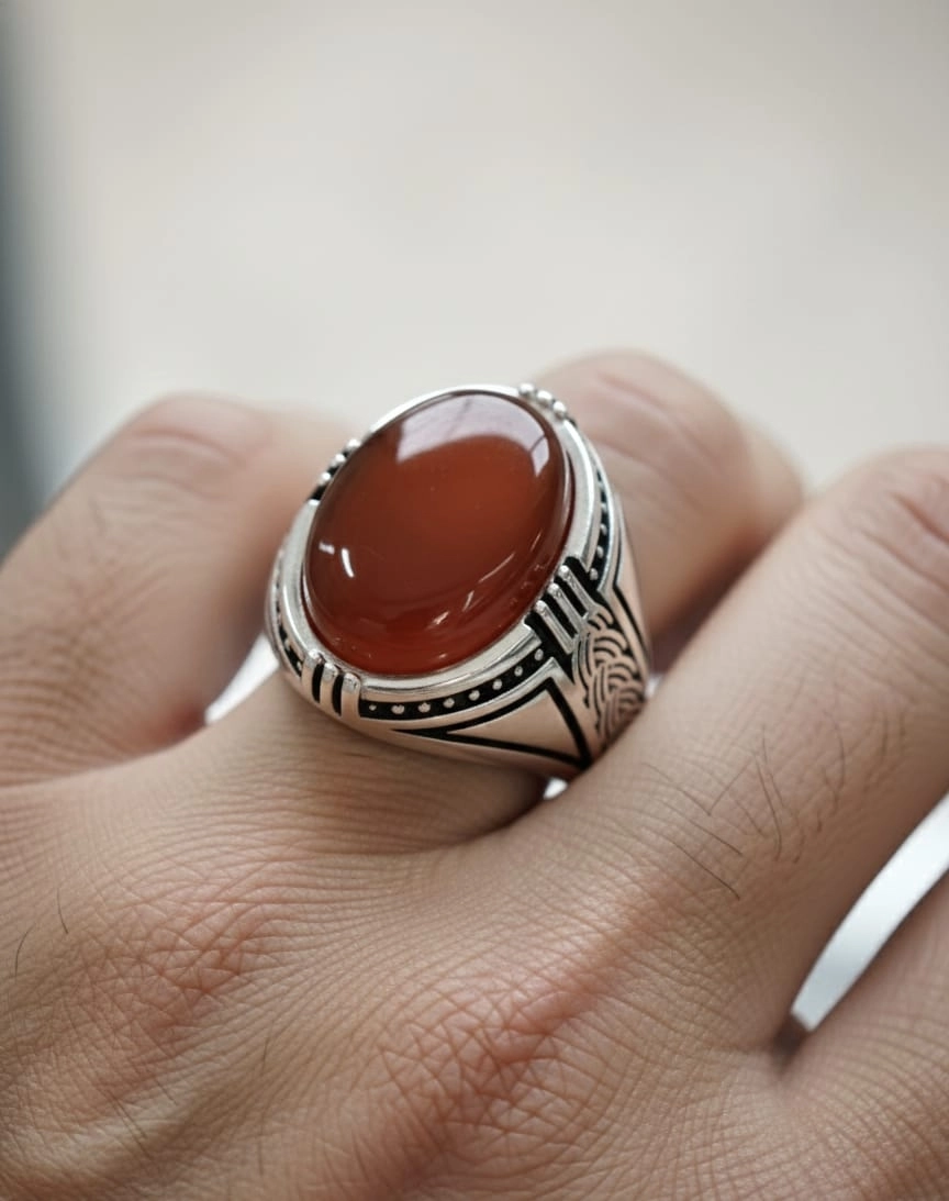 Akik Oval Taşlı Motifli Gümüş Erkek Yüzük